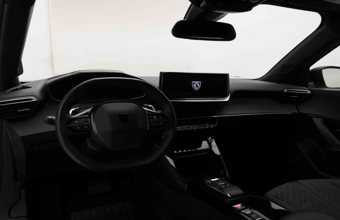 PEUGEOT_PEUGEOT_2008_2551286_7.jpg