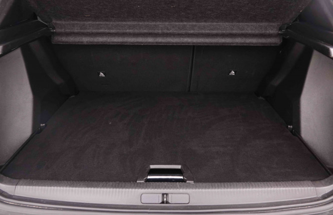 PEUGEOT_PEUGEOT_2008_2551287_5.jpg PEUGEOT_PEUGEOT_2008_2551287_5.jpg