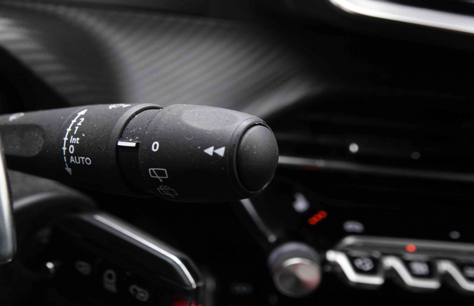 PEUGEOT_PEUGEOT_2008_2551289_16.jpg