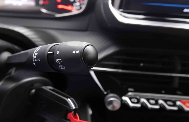 PEUGEOT_PEUGEOT_2008_2551425_16.jpg PEUGEOT_PEUGEOT_2008_2551425_16.jpg