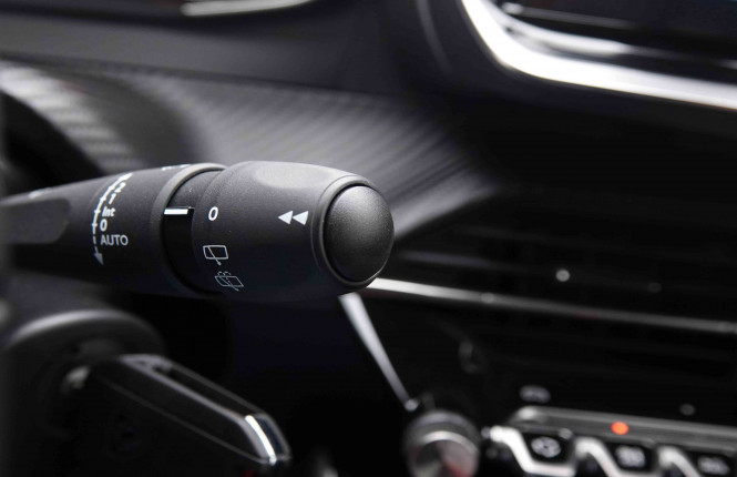 PEUGEOT_PEUGEOT_2008_2551426_16.jpg PEUGEOT_PEUGEOT_2008_2551426_16.jpg