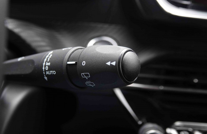 PEUGEOT_PEUGEOT_2008_2551680_16.jpg PEUGEOT_PEUGEOT_2008_2551680_16.jpg