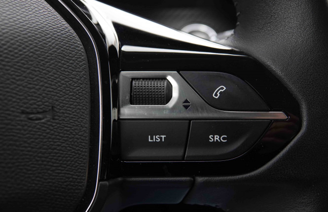 PEUGEOT_PEUGEOT_2008_2551680_19.jpg PEUGEOT_PEUGEOT_2008_2551680_19.jpg