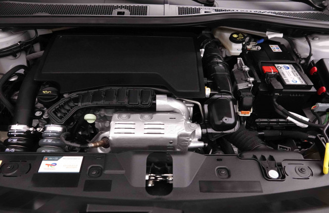 PEUGEOT_PEUGEOT_2008_2651904_23.jpg
