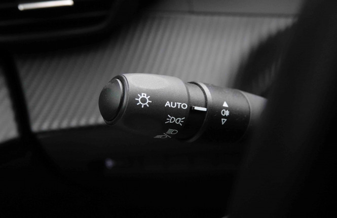 PEUGEOT_PEUGEOT_2008_2651919_16.jpg