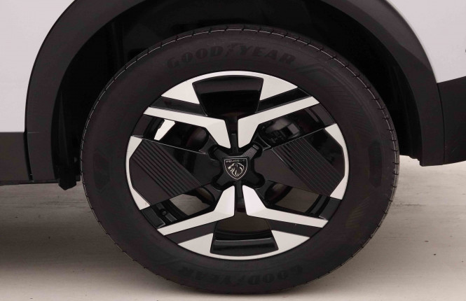 PEUGEOT_PEUGEOT_2008_2652068_23.jpg