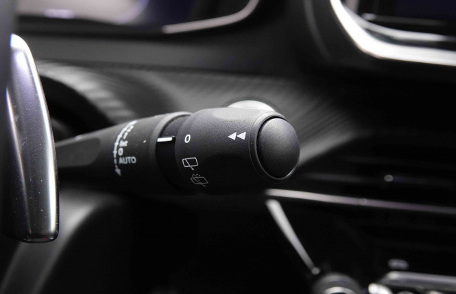 PEUGEOT_PEUGEOT_2008_2652078_17.jpg