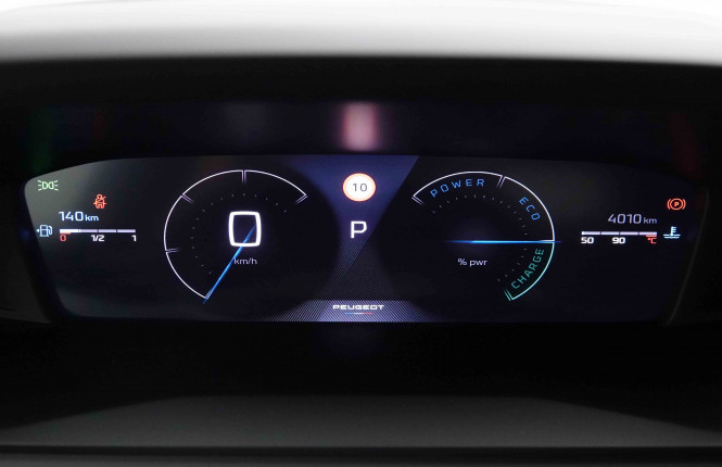 PEUGEOT_PEUGEOT_2008_2652235_45.jpg