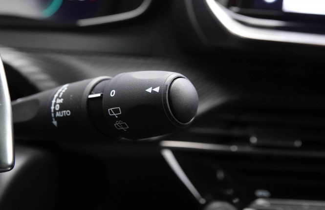 PEUGEOT_PEUGEOT_2008_2652235_47.jpg