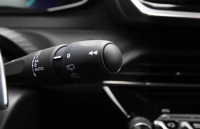 PEUGEOT_PEUGEOT_2008_2652238_71.jpg