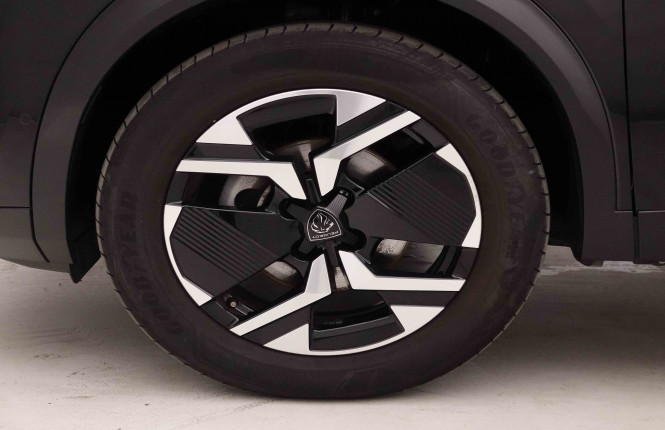 PEUGEOT_PEUGEOT_2008_2652820_48.jpg