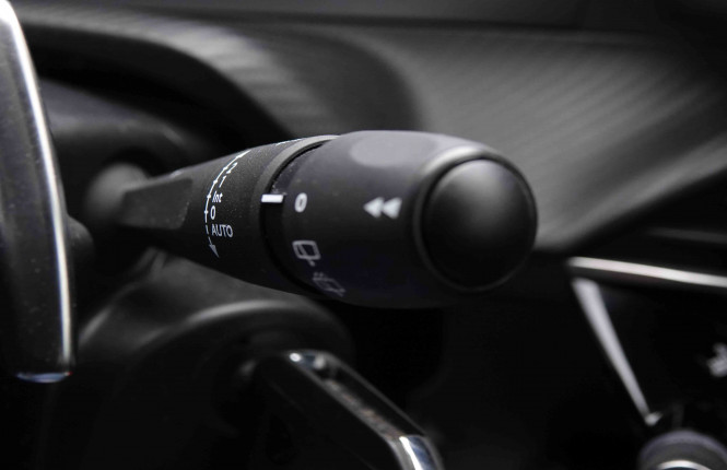 PEUGEOT_PEUGEOT_2008_2652826_95.jpg
