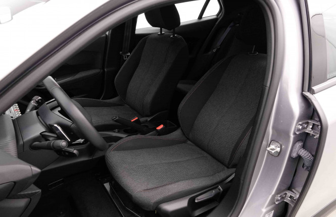 PEUGEOT_PEUGEOT_2008_2653085_6.jpg