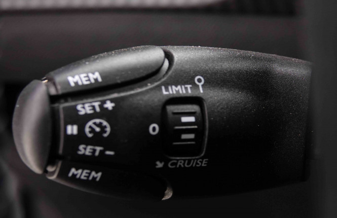PEUGEOT_PEUGEOT_2008_2653092_18.jpg