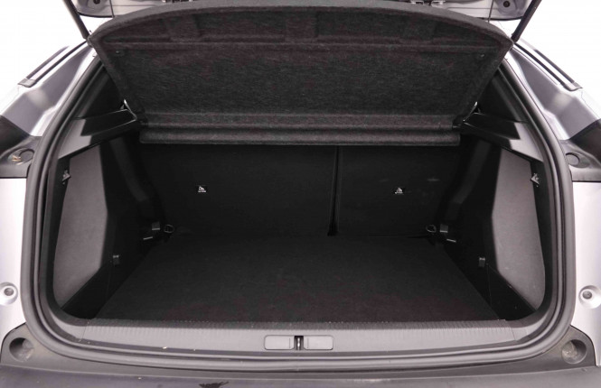PEUGEOT_PEUGEOT_2008_2653092_5.jpg