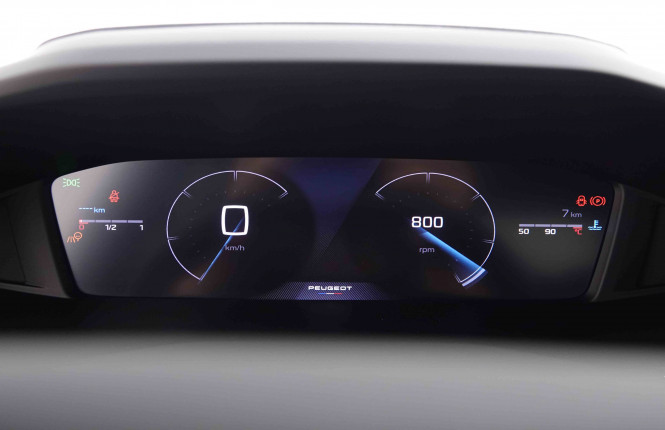 PEUGEOT_PEUGEOT_2008_2653116_14.jpg