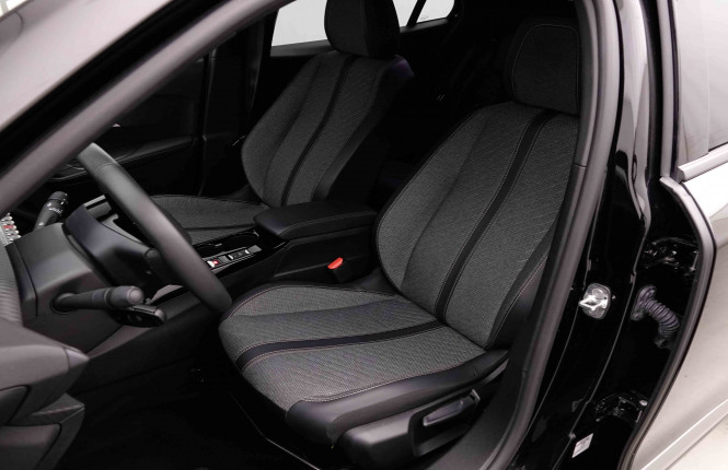 PEUGEOT_PEUGEOT_2008_2653116_6.jpg