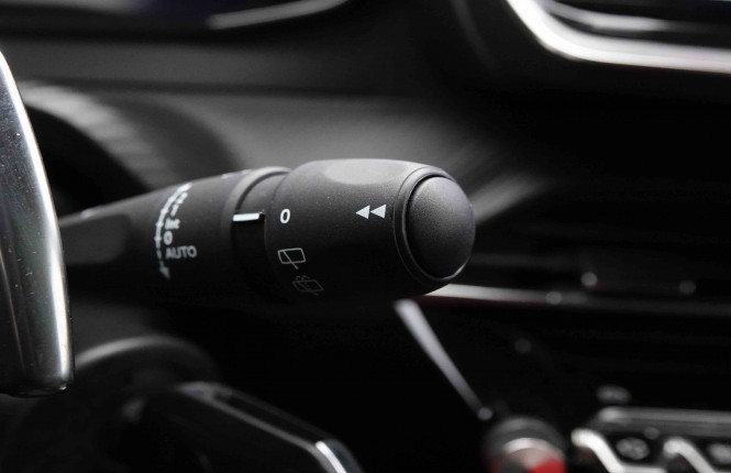 PEUGEOT_PEUGEOT_2008_2653121_17.jpg