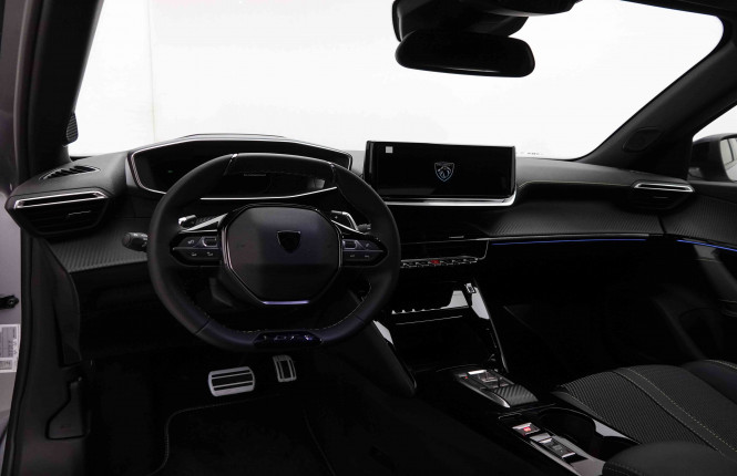 PEUGEOT_PEUGEOT_2008_2653216_7.jpg