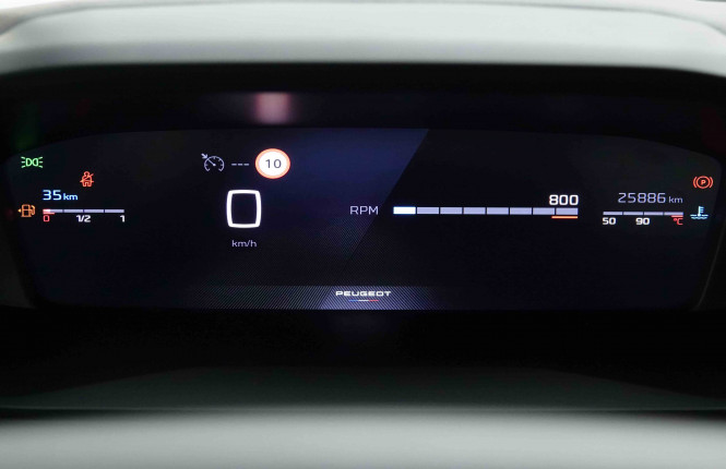 PEUGEOT_PEUGEOT_2008_2653230_14.jpg