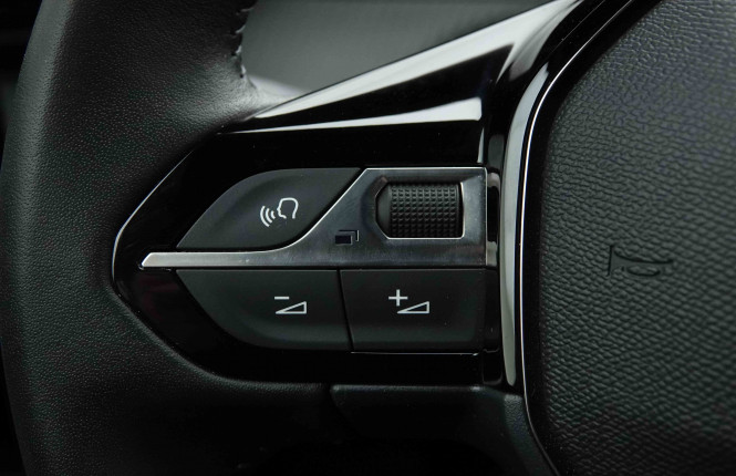 PEUGEOT_PEUGEOT_2008_2653230_18.jpg