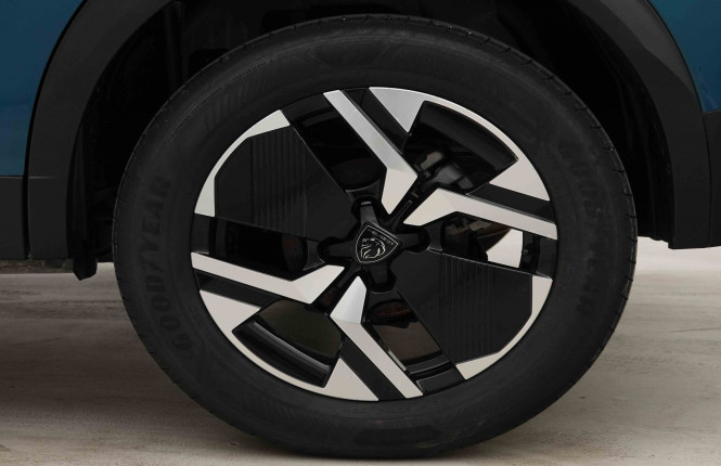 PEUGEOT_PEUGEOT_2008_2653230_21.jpg