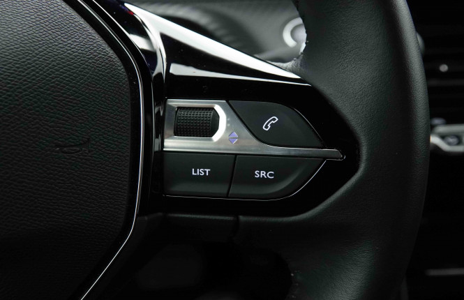 PEUGEOT_PEUGEOT_2008_2653337_19.jpg
