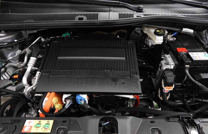 PEUGEOT_PEUGEOT_2008_2653337_22.jpg