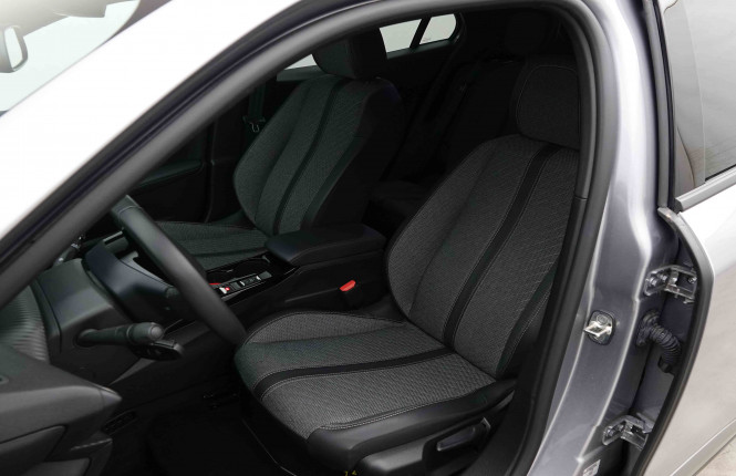 PEUGEOT_PEUGEOT_2008_2653337_6.jpg