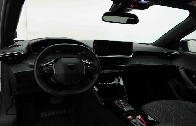 PEUGEOT_PEUGEOT_2008_2653337_7.jpg