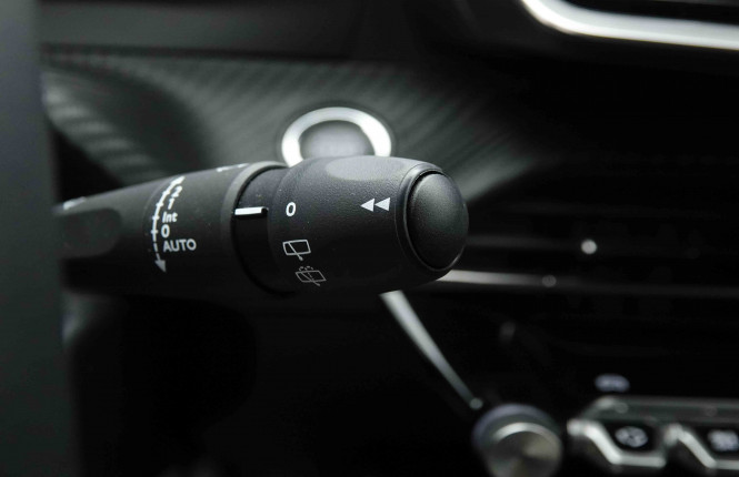 PEUGEOT_PEUGEOT_2008_2653451_17.jpg