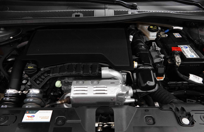 PEUGEOT_PEUGEOT_2008_2653454_23.jpg