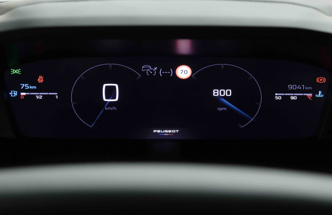 PEUGEOT_PEUGEOT_2008_2653456_15.jpg