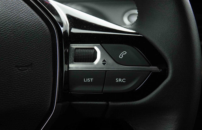 PEUGEOT_PEUGEOT_2008_2653456_20.jpg