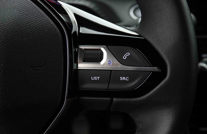 PEUGEOT_PEUGEOT_2008_2653458_20.jpg