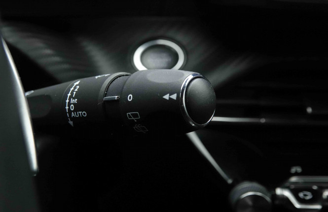 PEUGEOT_PEUGEOT_2008_2653641_17.jpg