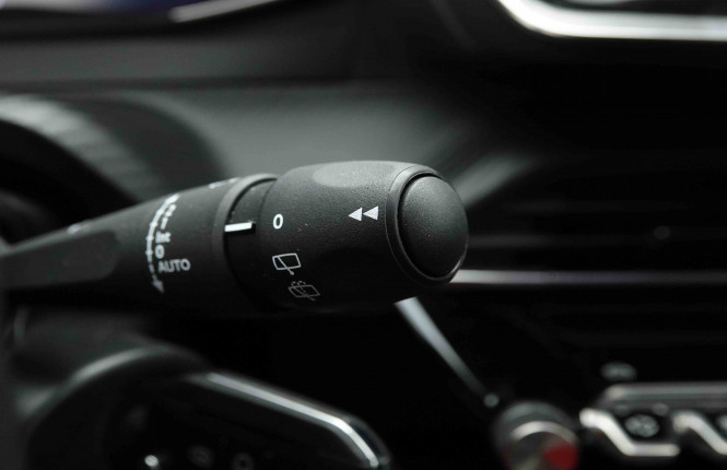PEUGEOT_PEUGEOT_2008_2654227_16.jpg