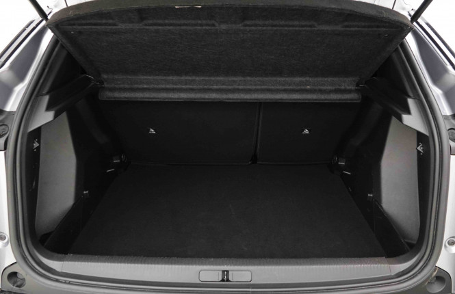 PEUGEOT_PEUGEOT_2008_2654227_5.jpg