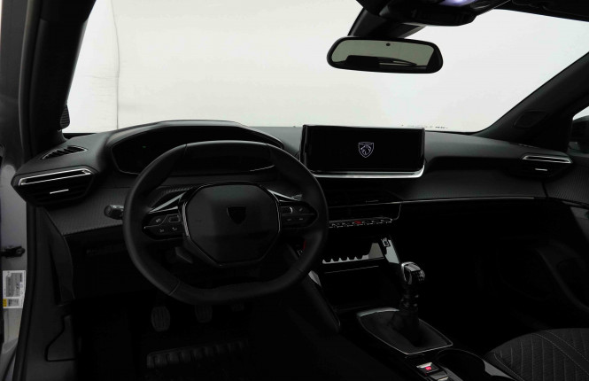 PEUGEOT_PEUGEOT_2008_2654227_7.jpg