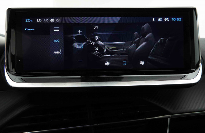 PEUGEOT_PEUGEOT_2008_2654227_9.jpg