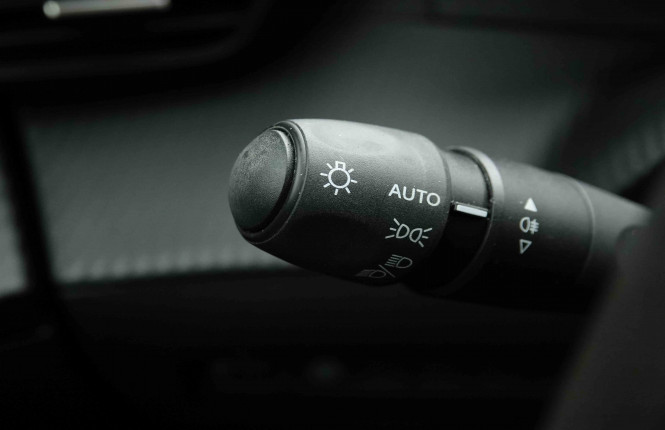 PEUGEOT_PEUGEOT_2008_2654342_15.jpg