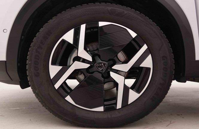 PEUGEOT_PEUGEOT_2008_2654727_54.jpg
