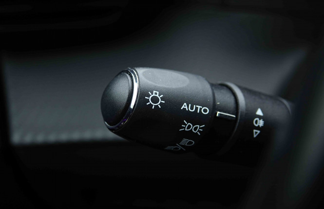 PEUGEOT_PEUGEOT_2008_2655156_14.jpg PEUGEOT_PEUGEOT_2008_2655156_14.jpg