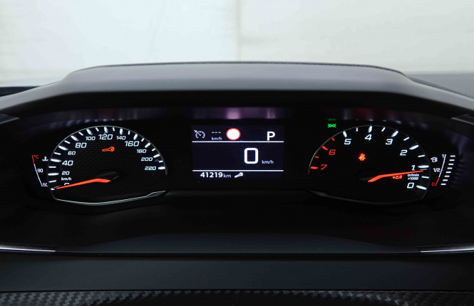 PEUGEOT_PEUGEOT_2008_2655200_15.jpg