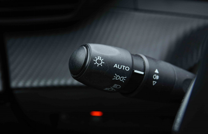 PEUGEOT_PEUGEOT_2008_2655275_16.jpg