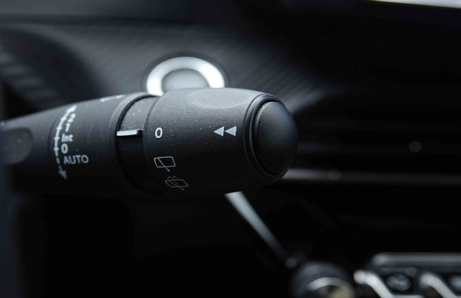 PEUGEOT_PEUGEOT_2008_2655275_17.jpg