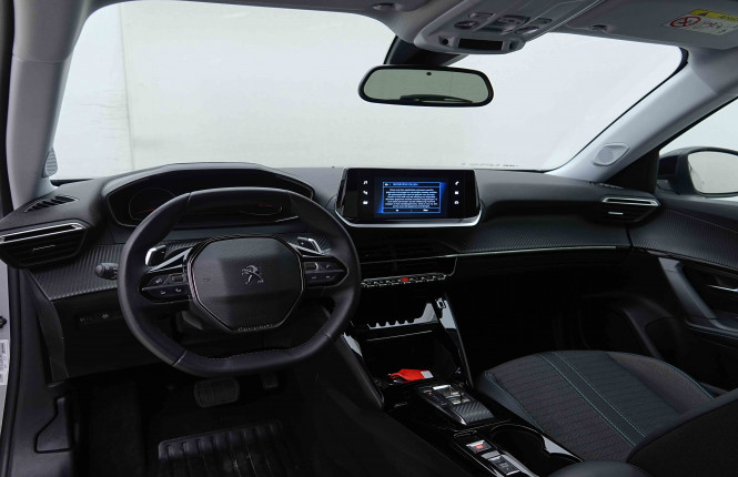 PEUGEOT_PEUGEOT_2008_2655275_7.jpg