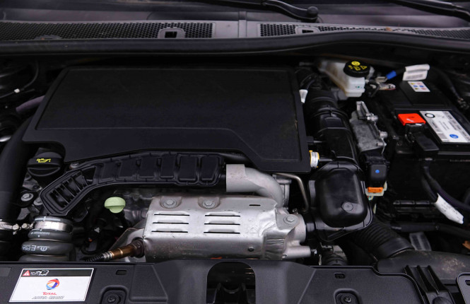 PEUGEOT_PEUGEOT_2008_2655345_23.jpg