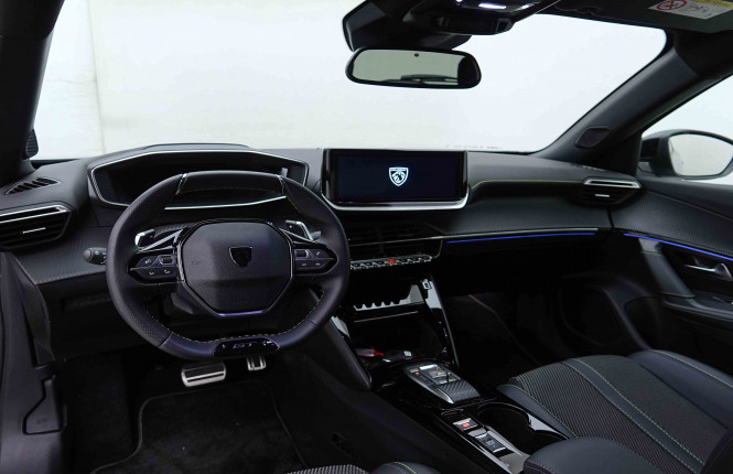 PEUGEOT_PEUGEOT_2008_2655414_7.jpg