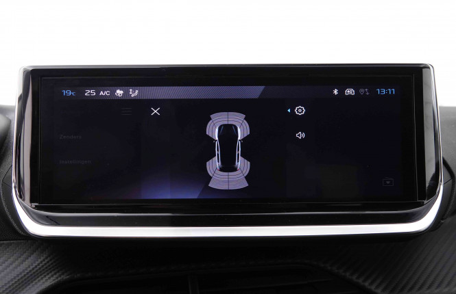 PEUGEOT_PEUGEOT_208_2548514_11.jpg